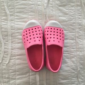 Gymboree water shoes, Sz 8